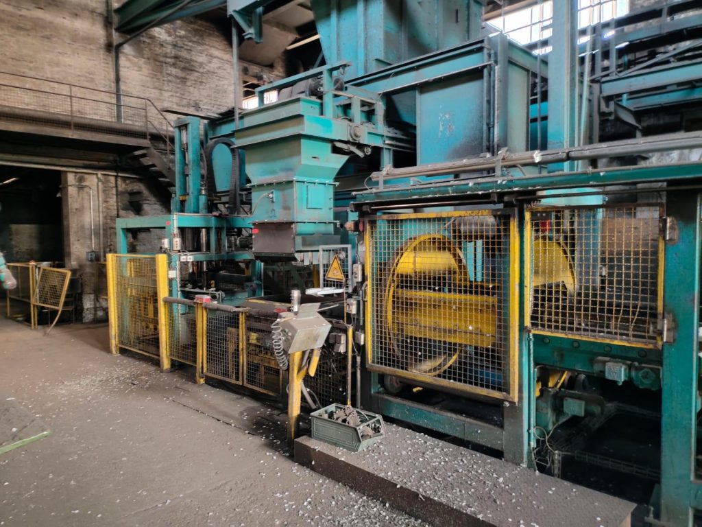 HWS TAM OTOMATİK DÖKÜM HATTI 1000X800 260/260
